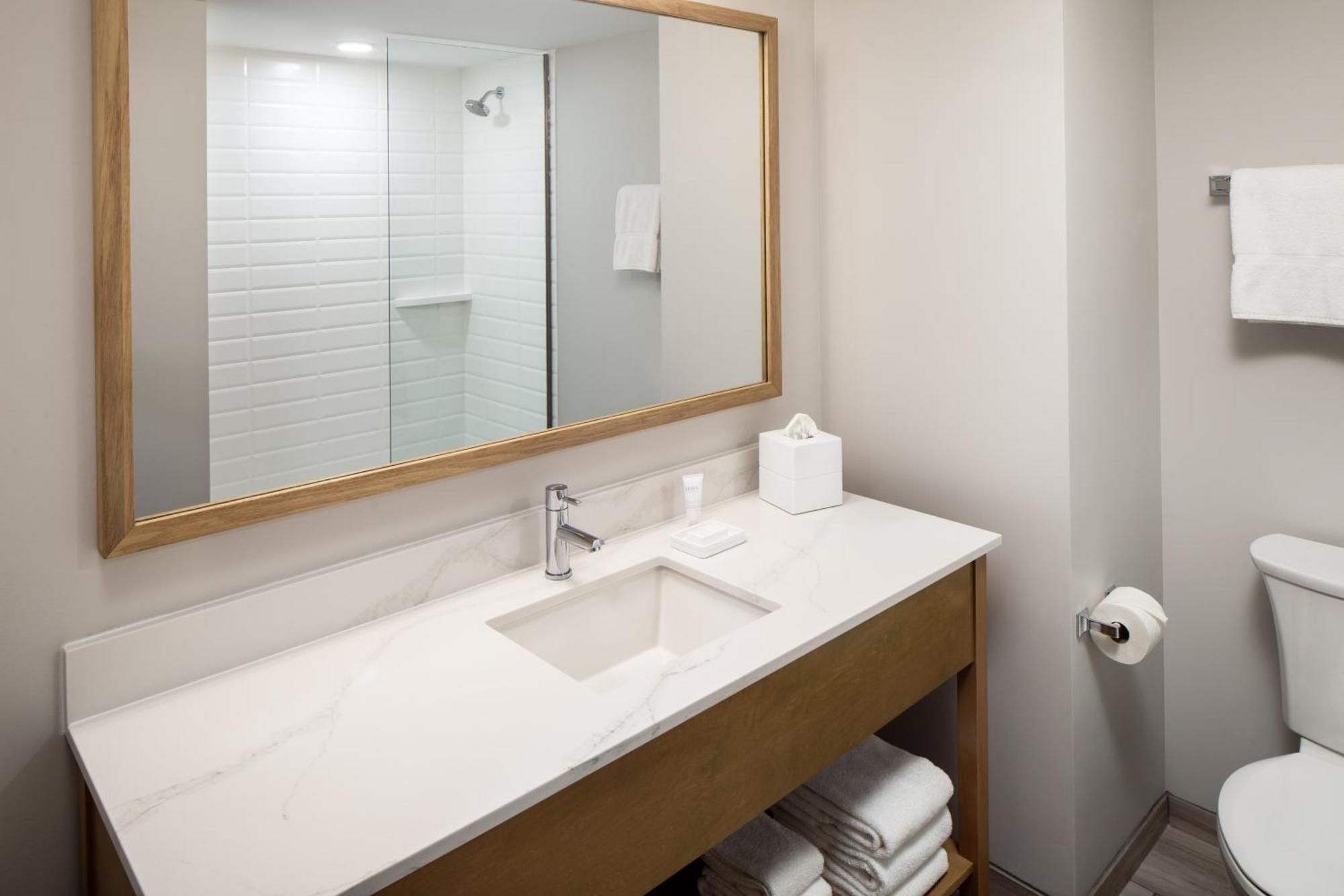 Hotel Ursa Orono Экстерьер фото